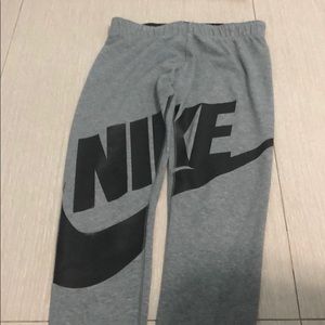 A grey girls Nike leggings